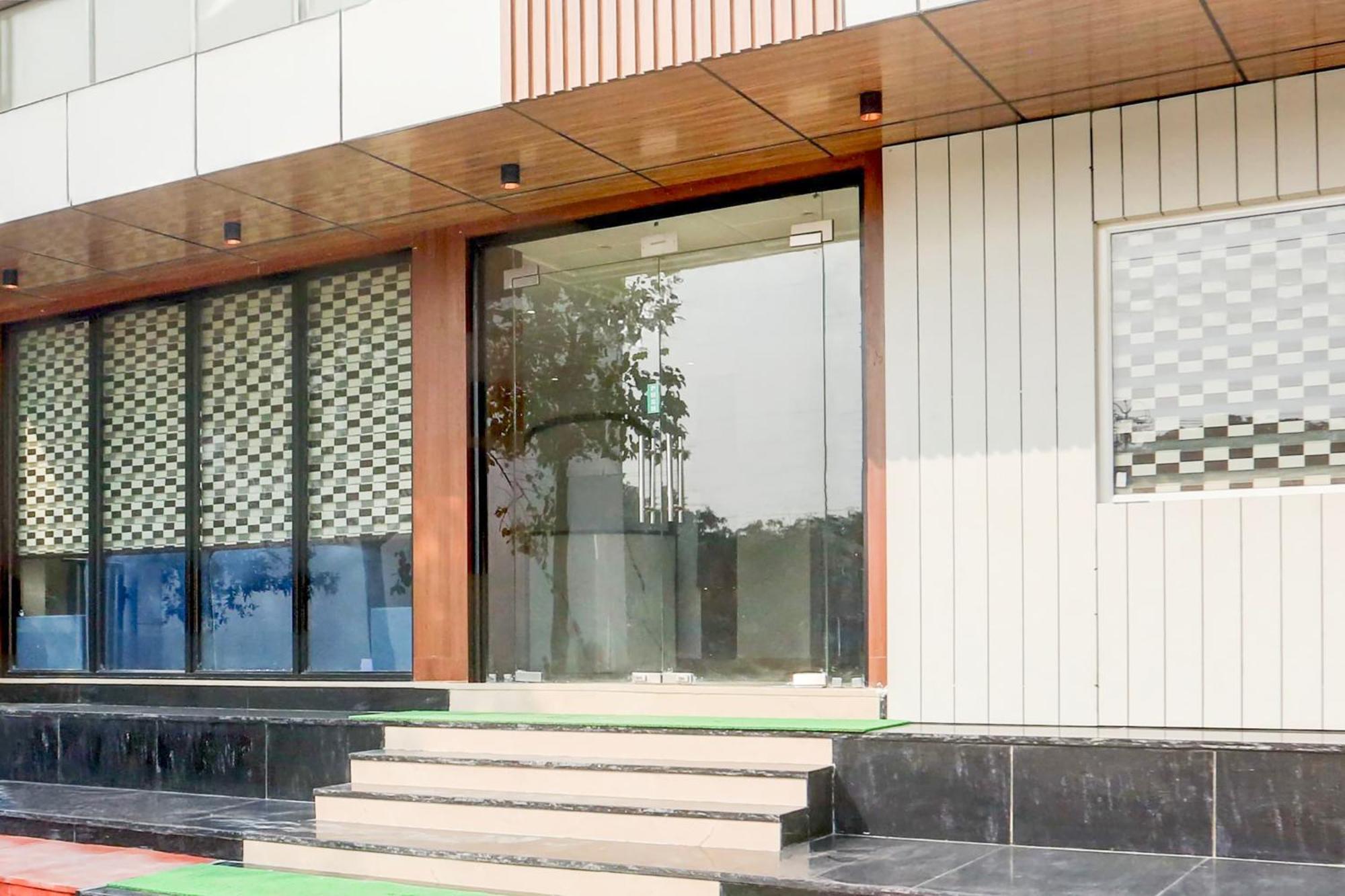 Super Townhouse Taj Nagri Phase 2 Formerly Grand Rivera Tajganj Bagian luar foto