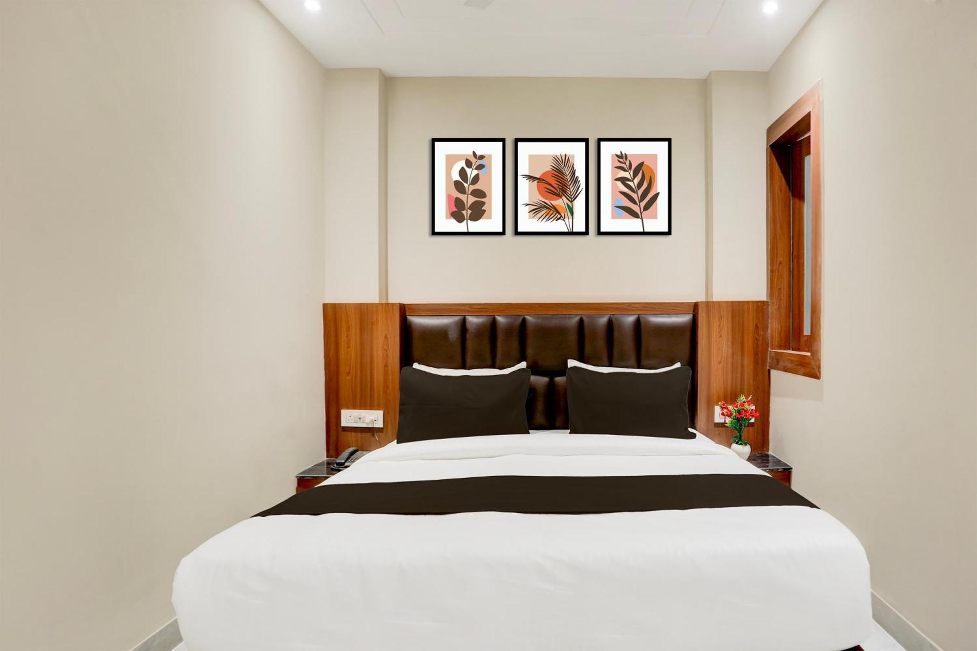 Super Townhouse Taj Nagri Phase 2 Formerly Grand Rivera Tajganj Bagian luar foto